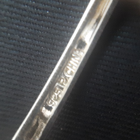 Sterling silver sapphire diamond hinged bracelet. - Picture 2 of 4